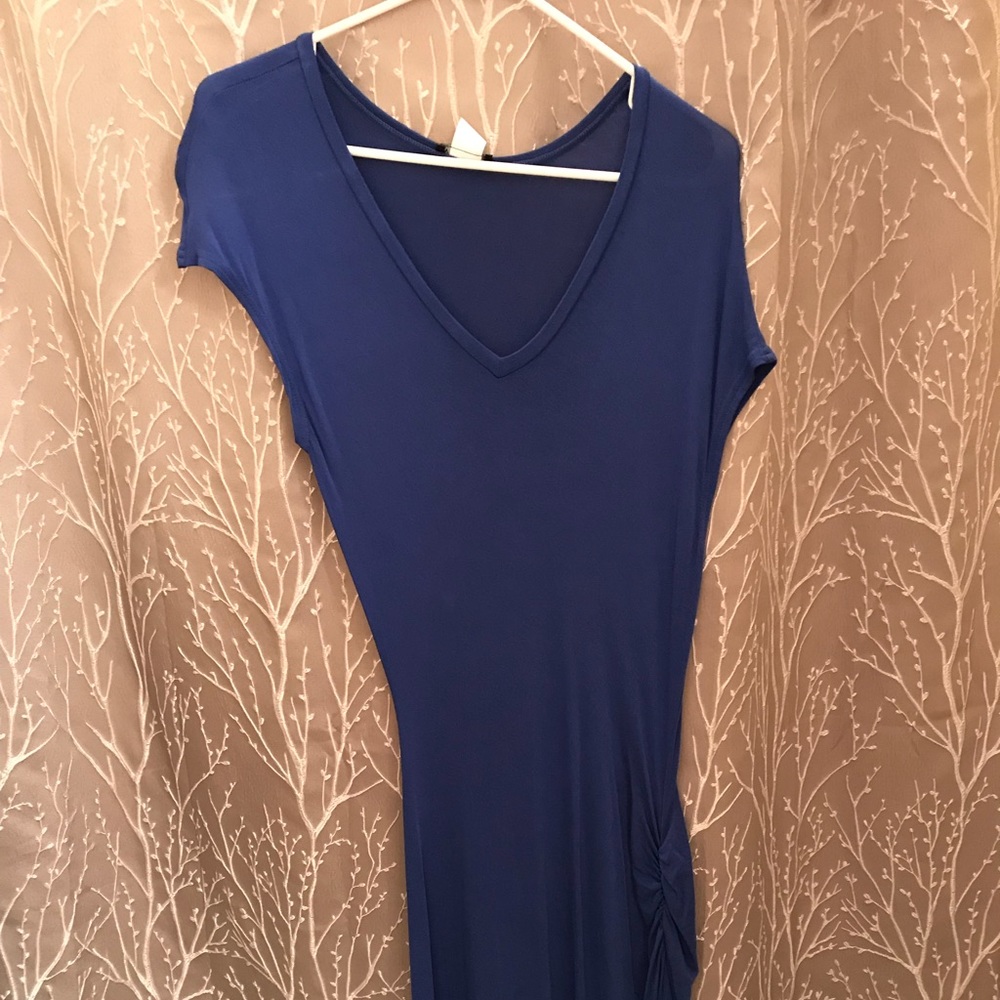 Venus maxi dress with slit 💕